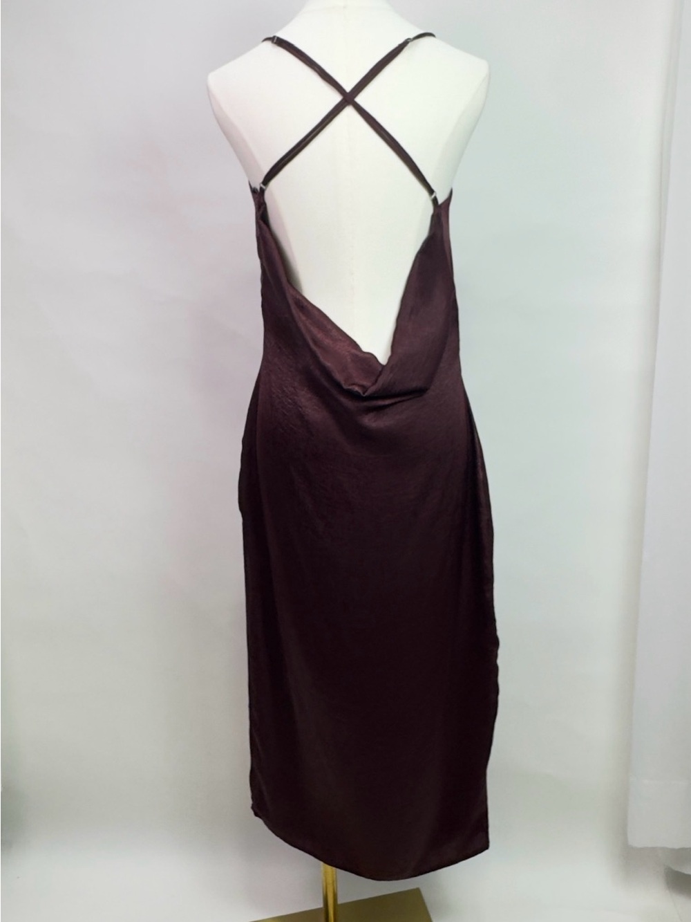 Lulu's date night slip dress | adjustable straps | Maroon burgundy plum | Large - Picture 7 of 10